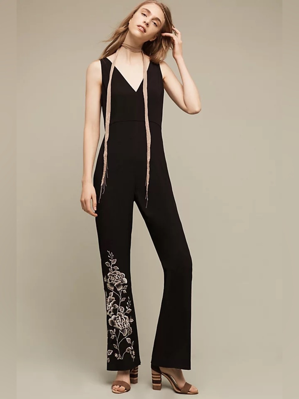 NWT HD In Paris Anthropologie Floral Embroidered V-Neck Tal Jumpsuit Size 10